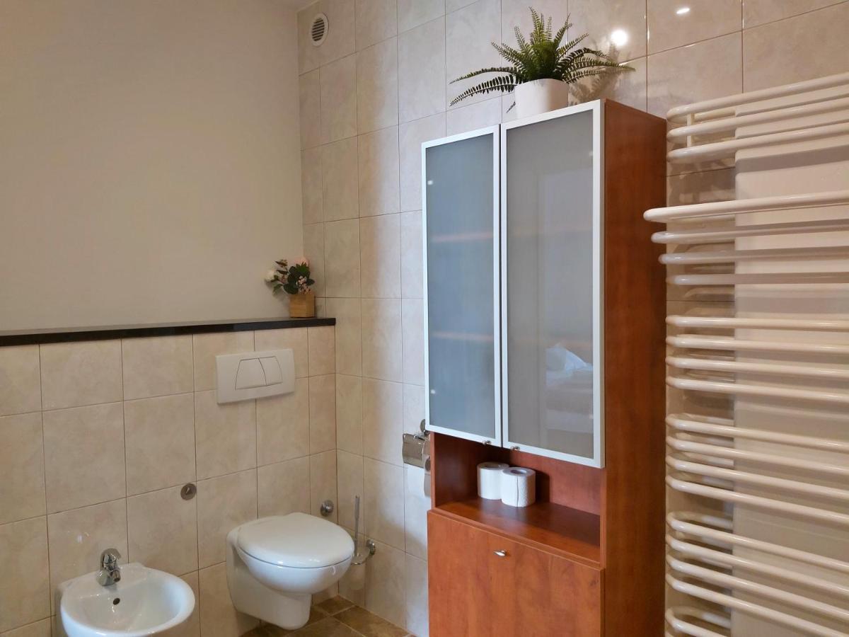 Mitra Zonata Pink Apartment Omis Exterior photo