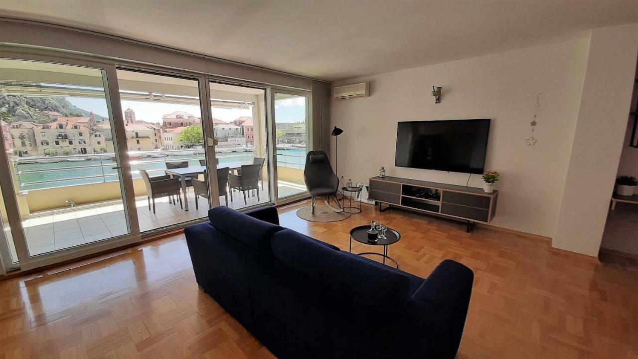 Mitra Zonata Pink Apartment Omis Exterior photo