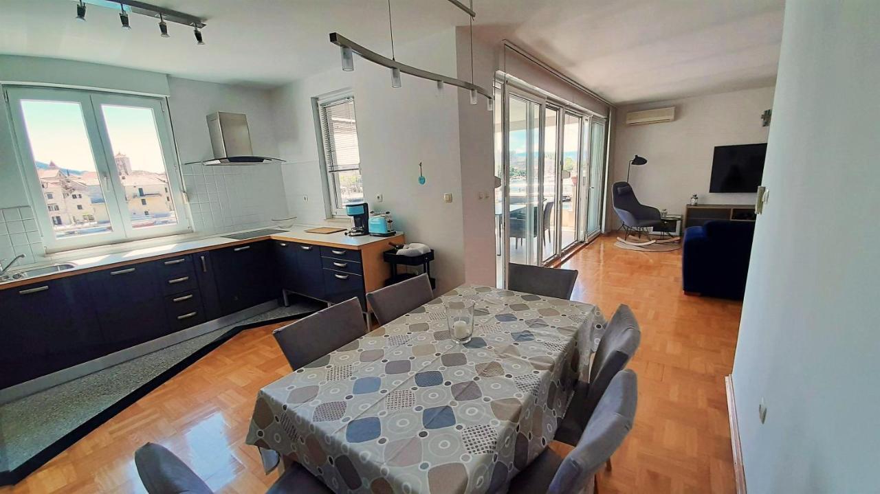 Mitra Zonata Pink Apartment Omis Exterior photo